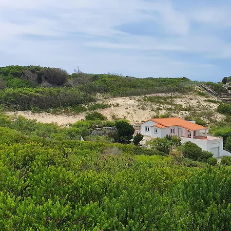 펜션 Tradicional Lagoa De Obidos Com Piscina