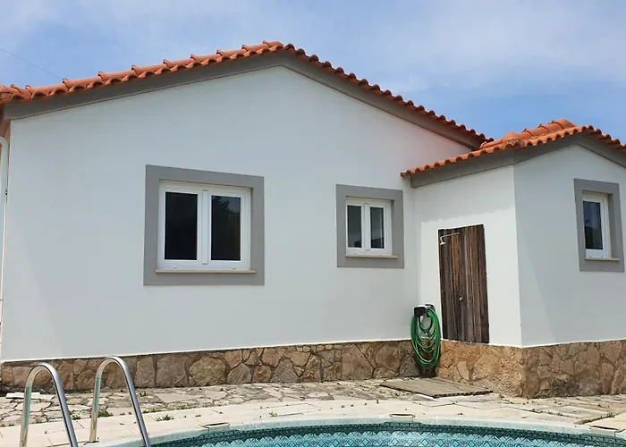 Tradicional Lagoa De Obidos Com Piscina *