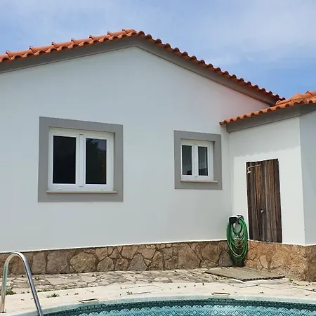 Tradicional Lagoa De Obidos Com Piscina *